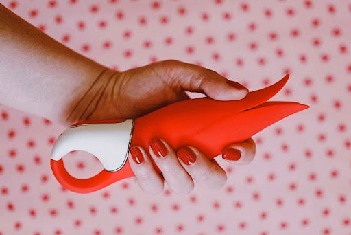 Satisfyer Vibes Power Flower Vibrator Red